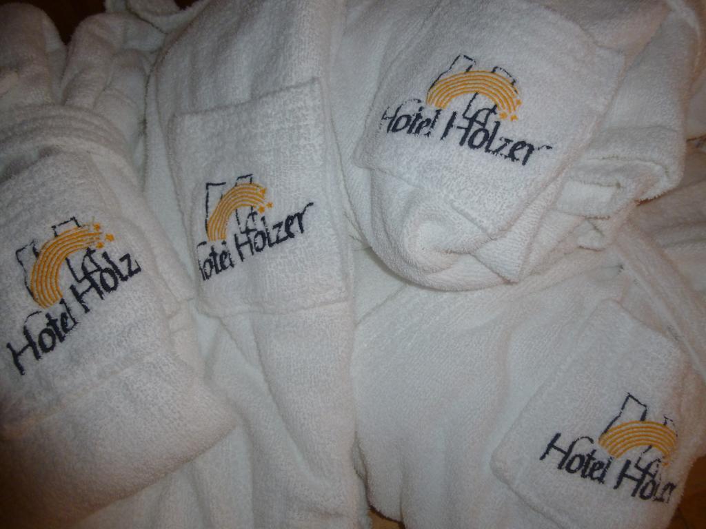 Hotel Holzer Sexten Buitenkant foto
