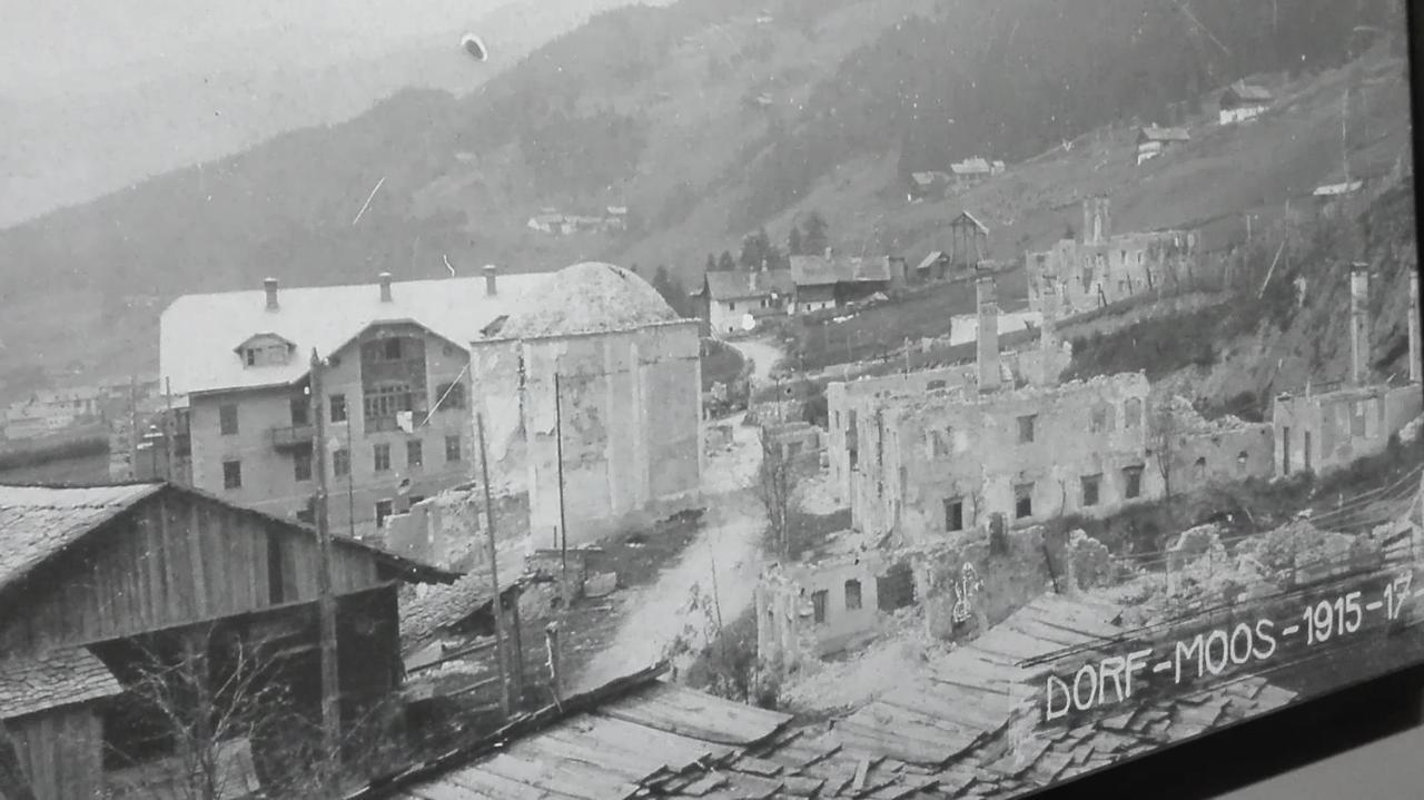 Hotel Holzer Sexten Buitenkant foto